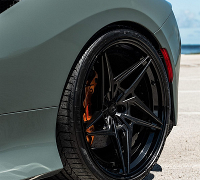 Фото дисков Anrky S3-X3 на Ferrari F8