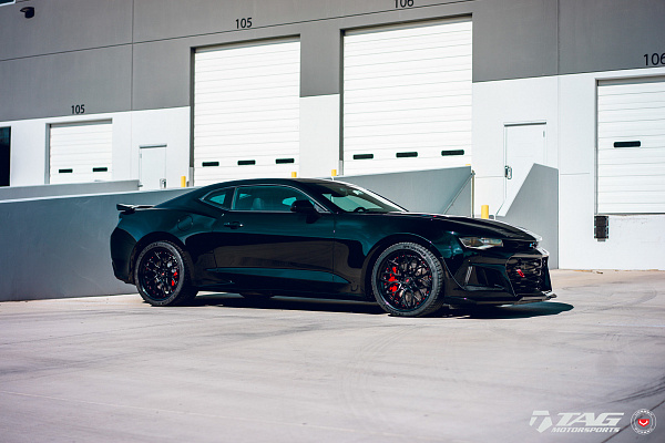 Фото дисков Vossen S17-01 (3-Piece) Черный сатин на Chevrolet Camaro VI