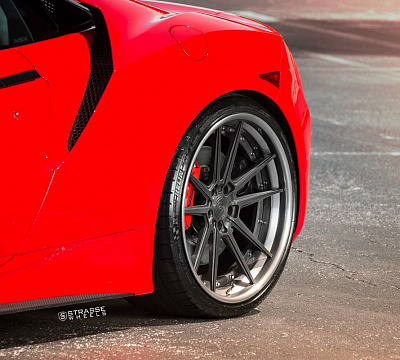 Фото дисков Strasse Wheels SV1 Deep Concave FS на Acura NSX II