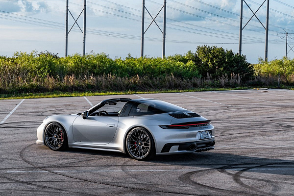 Фото дисков Anrky AN10 Глянцевый лак на Porsche 911 VIII