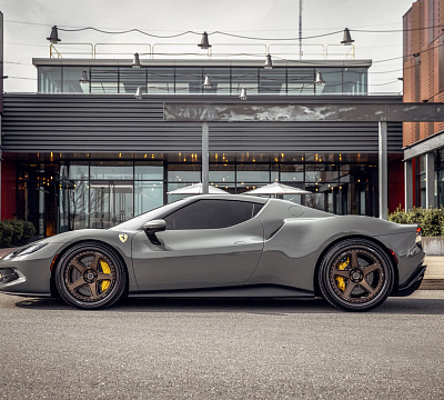 Фото дисков Brixton Forged TR05 на Ferrari 296