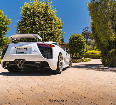 Фото дисков Anrky AN30 на Lexus LFA