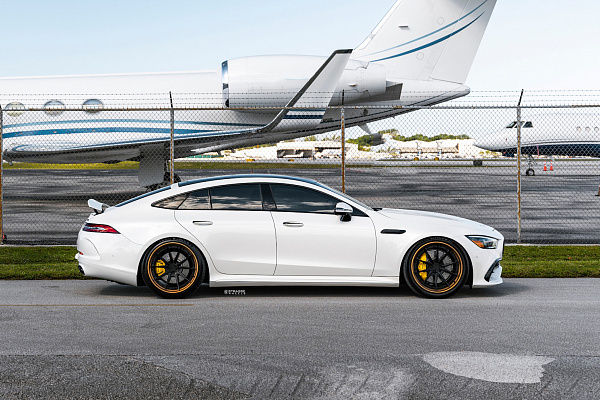 Фото дисков Strasse Wheels SV10M Deep Concave FS Черный сатин на Mercedes-Benz AMG GT I