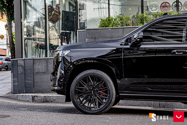 Фото дисков Vossen HF6-5 Черный глянец на Cadillac Escalade V