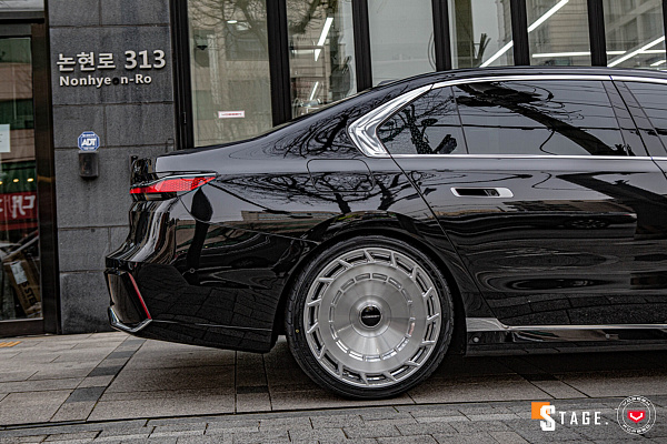 BMW 7 Series G70