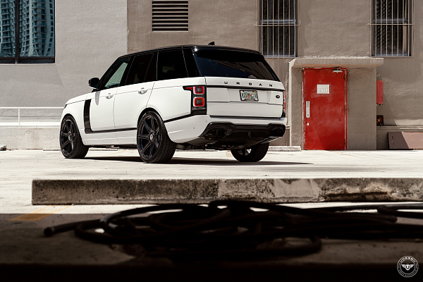 Фото дисков Vossen S17-11 Глянцевый темный лак на Range Rover V