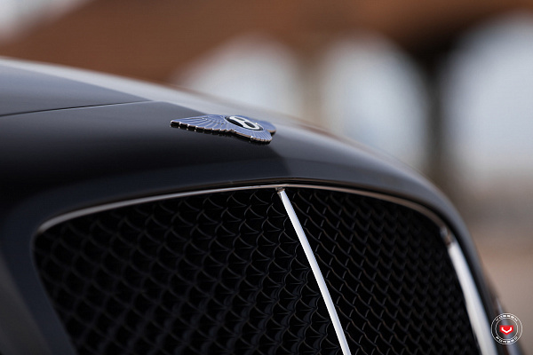 Фото дисков Vossen CG-205 Черный глянец на Bentley Continental GT II