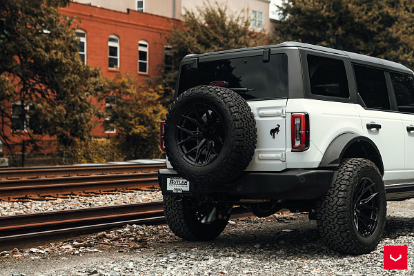 Фото дисков Vossen HF6-4 Черный сатин на Ford Bronco