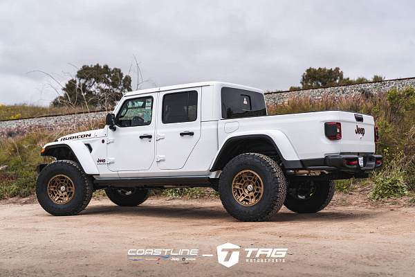 Фото дисков HRE FT1 Сатиновое темное золото на Jeep Gladiator II (JT)