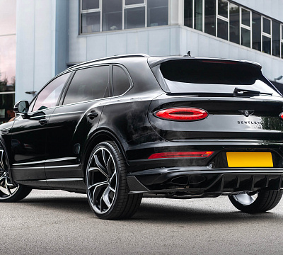Фото дисков Kahn Type 54 на Bentley Bentayga
