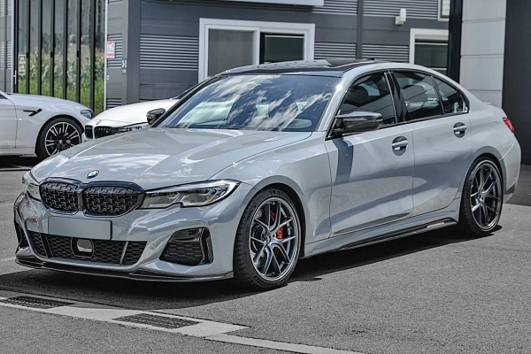 Фото дисков Bola FLE Глянцевый графит на BMW 3/M3 (G2x/G80)