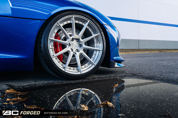 Фото дисков BC Forged HCS04 Глянцевый лак на Dodge Viper