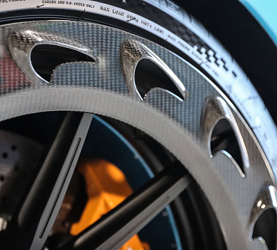 Фото дисков Brixton Forged R11-R на McLaren 600