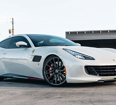 Фото дисков Vossen HF-4T на Ferrari GTC4Lusso