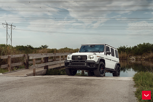Фото дисков Vossen HFX-2 (5-Lug) Черный глянец на Mercedes-Benz G-Class III
