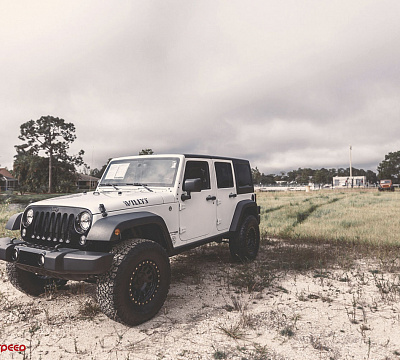 Фото дисков Black Rhino PRIMM на Jeep Wrangler III (JK)
