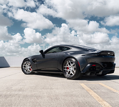 Фото дисков Anrky S3-X4 на Aston Martin Vantage 4