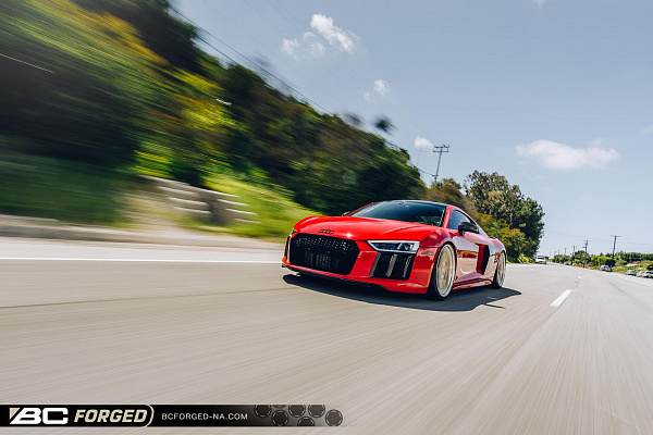 Фото дисков BC Forged HCS21 Глянцевая шампань на Audi R8 (4S)