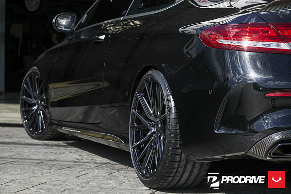 Фото дисков Vossen HF-4T Глянцевый темный лак на Mercedes-Benz C-Class (W205)