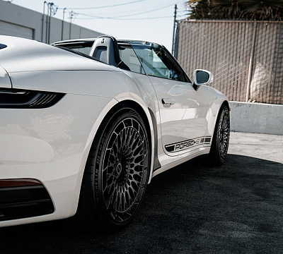 Фото дисков Brixton Forged TR20 AERO1 на Porsche 911 VIII