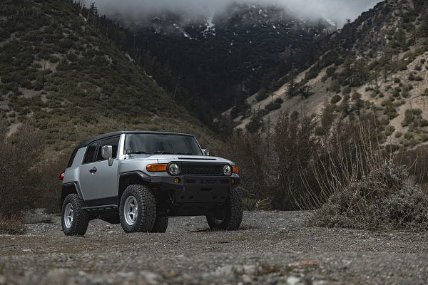 Фото дисков Black Rhino SHOGUN  на Toyota FJ Cruiser