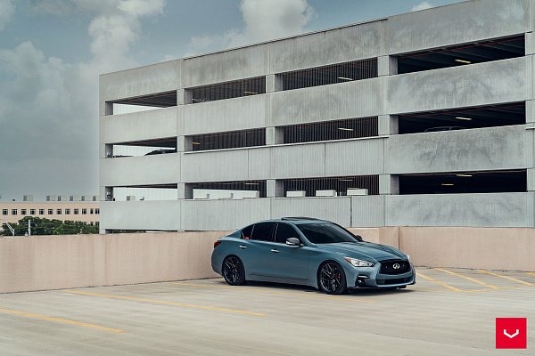 Фото дисков Vossen HF-7 Черный глянец на Infiniti Q50