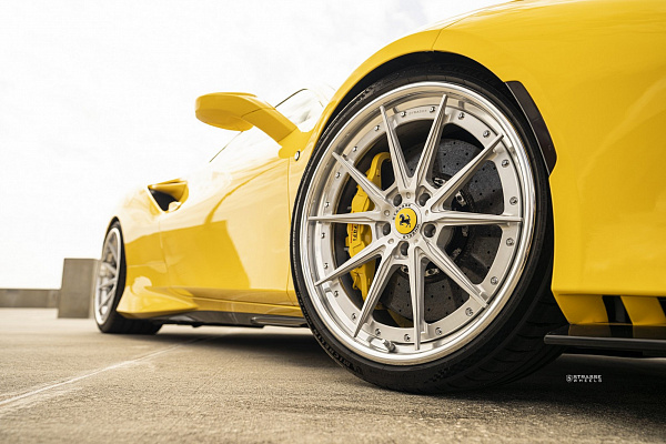Ferrari F8 Tributo