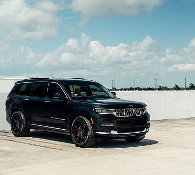 Фото дисков Vossen HF-5 на Jeep Grand Cherokee V