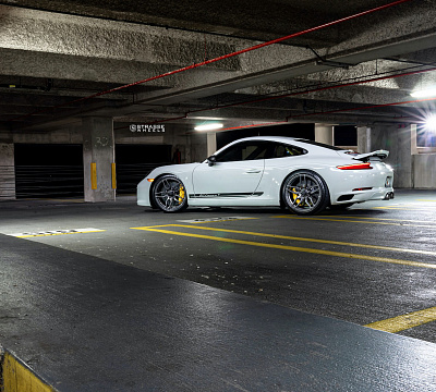 Фото дисков Strasse Wheels SV4 Deep Concave Monoblock на Porsche 911 VII