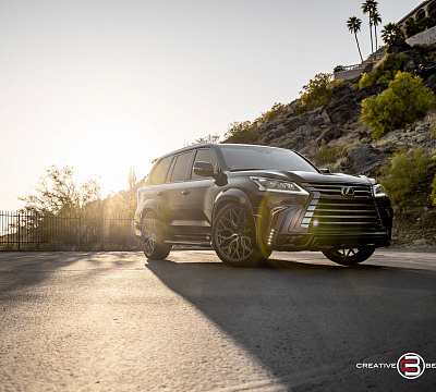 Фото дисков Vossen HF-2 на Lexus LX III