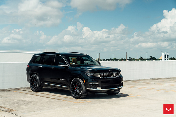 Фото дисков Vossen HF-5 Черный глянец на Jeep Grand Cherokee V