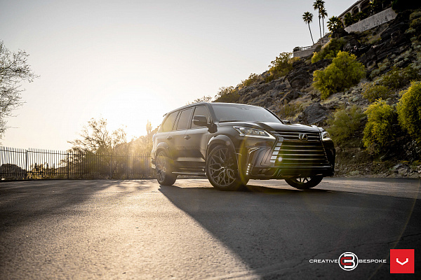 Фото дисков Vossen HF-2 Сатиновый графит на Lexus LX III