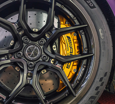 Фото дисков Brixton Forged CM5-R на Mercedes-Benz AMG GT I