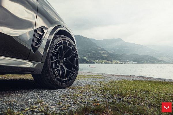 Фото дисков Vossen HFX-1 (5-Lug) Черный сатин на BMW X5/X5 M (G05/G18/F95)