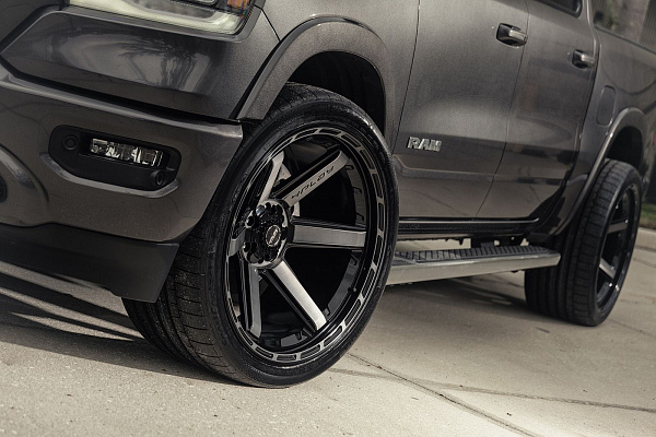 Фото дисков 4PLAY 4P63  на Ram 1500 V