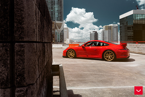 Фото дисков Vossen HF-5 Глянцевое золото на Porsche 911 VII