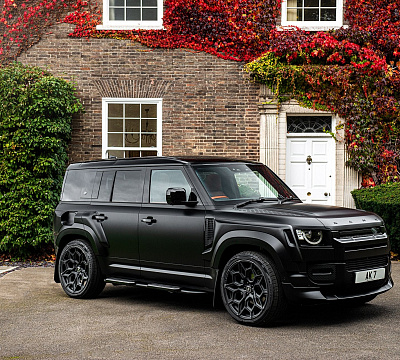Фото дисков Kahn Type 57 RS на Land Rover Defender II