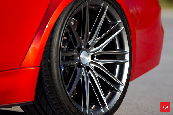 Фото дисков Vossen VFS-4 Глянцевый графит на BMW 3/M3 (F3x/F80)