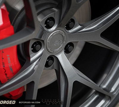 Фото дисков BC Forged RZ21 на Chevrolet Corvette C8