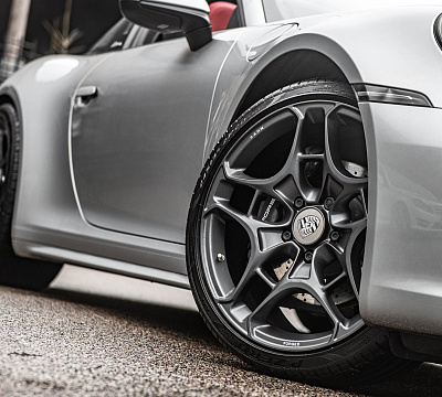 Фото дисков Kahn Type 11 на Porsche 911 VIII