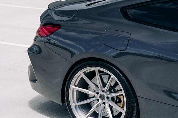 Фото дисков Brixton Forged R11-R Глянцевый лак на BMW 8/M8