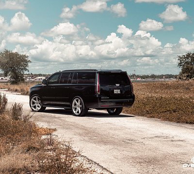 Фото дисков Vossen HF6-2 на Cadillac Escalade IV