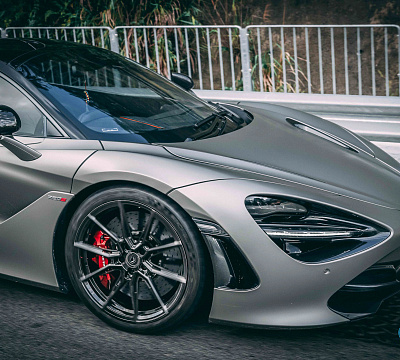Фото дисков Vossen EVO-2R на McLaren 720S