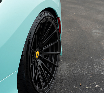 Фото дисков Strasse Wheels SV15 Deep Concave Duoblock на Ferrari F8