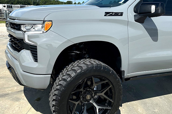Фото дисков 4PLAY 4P06  на Chevrolet Silverado IV