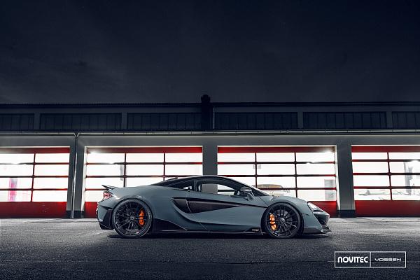 Фото дисков NOVITEC MC3 Черный глянец на McLaren 600