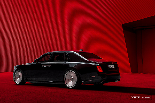 Фото дисков NOVITEC SP3 Глянцевый лак на Rolls-Royce Phantom