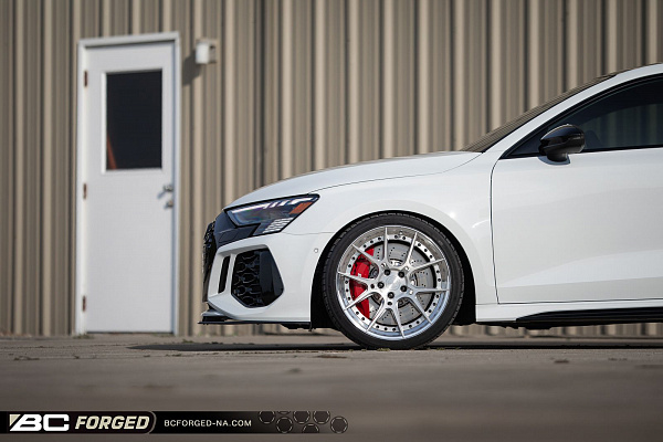 Фото дисков BC Forged HCA165 Глянцевый лак на Audi A/S/RS 3 (8Y)