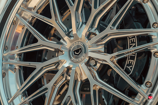 Фото дисков Vossen VPS-4 (3-Piece) Полированный лак на Bentley Continental GT III