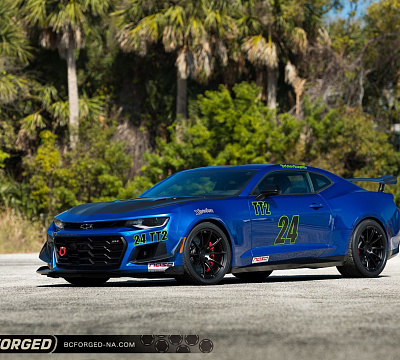 Фото дисков BC Forged RZ05 на Chevrolet Camaro VI